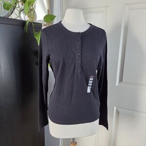 Levi's black long sleeve waffle shirt women's XL slim fit new with tags